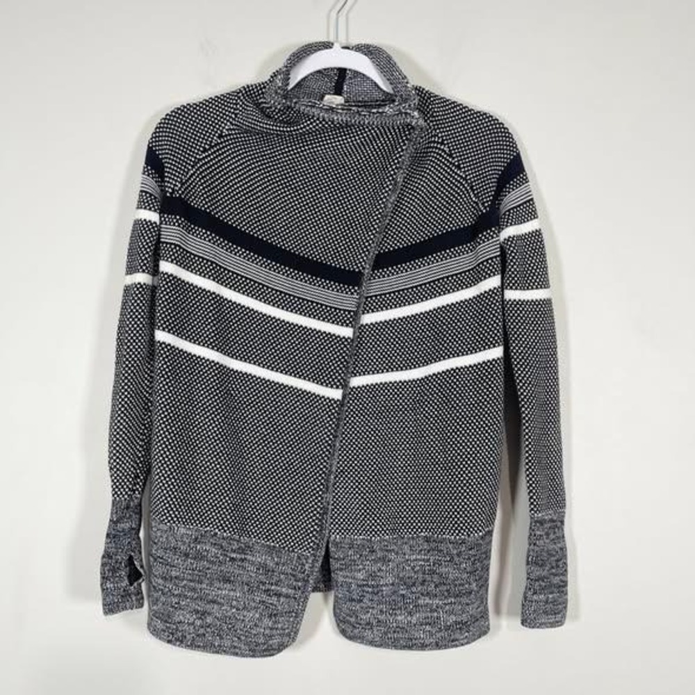 Ivivva Lululemon Feeling Toasty Wrap Sweater Girls 12 Black White Stripe Texture